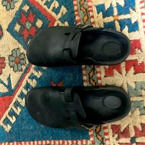 Birkenstock black leather clogs size 39